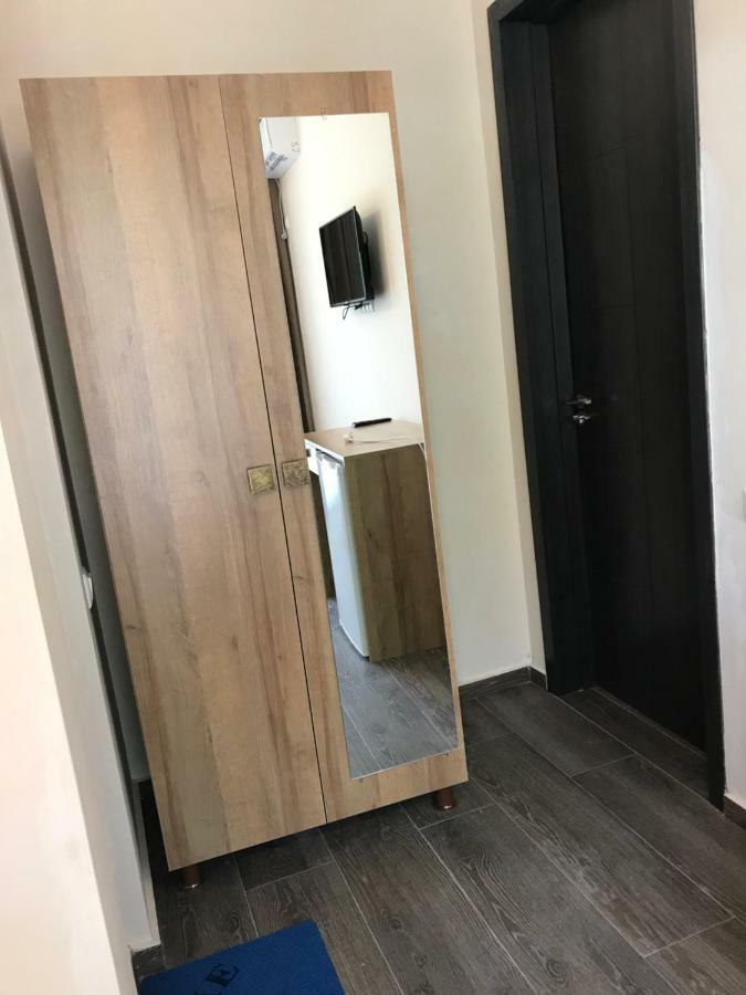Hotel Charli Gonio Eksteriør bilde