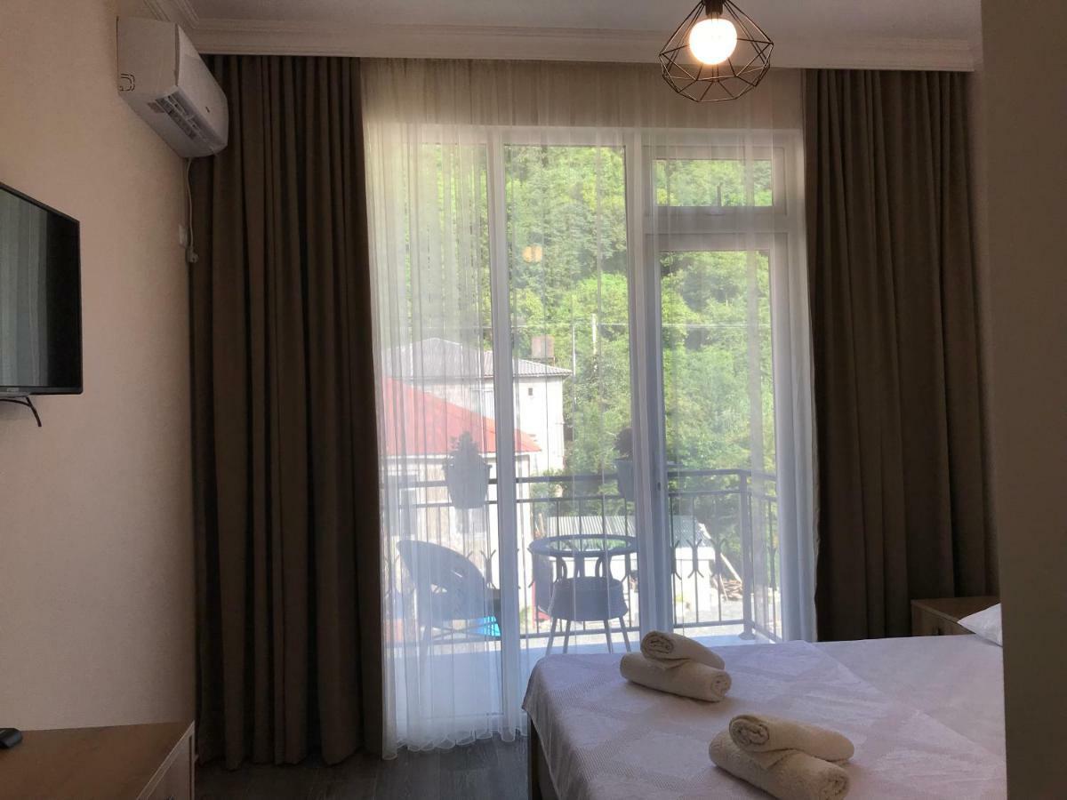 Hotel Charli Gonio Eksteriør bilde